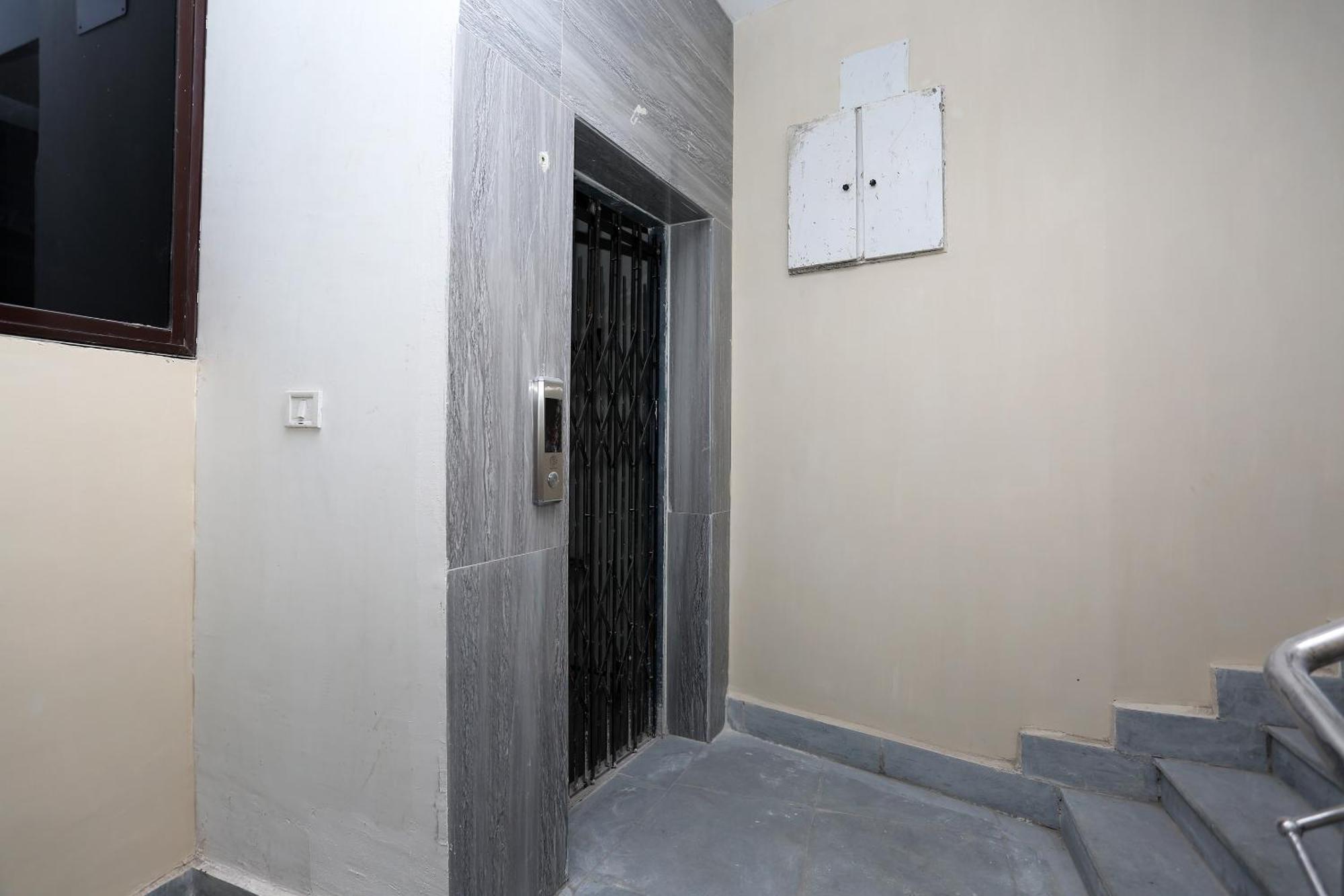 Oyo Flagship 11549 Crystal Inn Jamshedpur Ngoại thất bức ảnh
